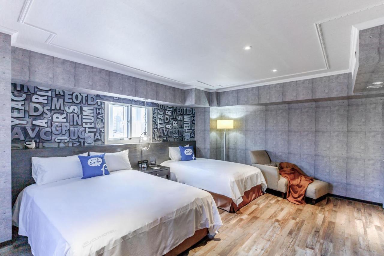 Cu Hotel Каосюн Екстериор снимка